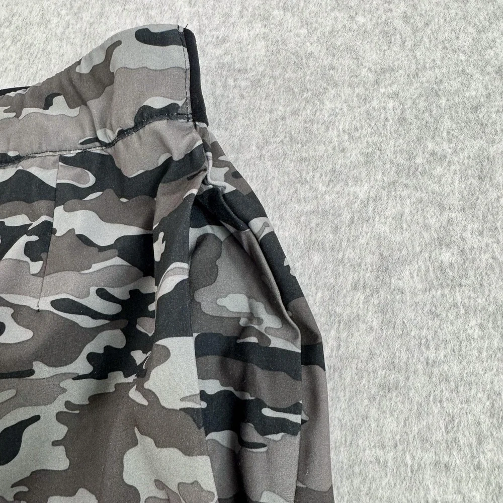 Nike Dri-FIT Training Shorts Mens Large Gray Camo Running Gym 32x9 685236-010